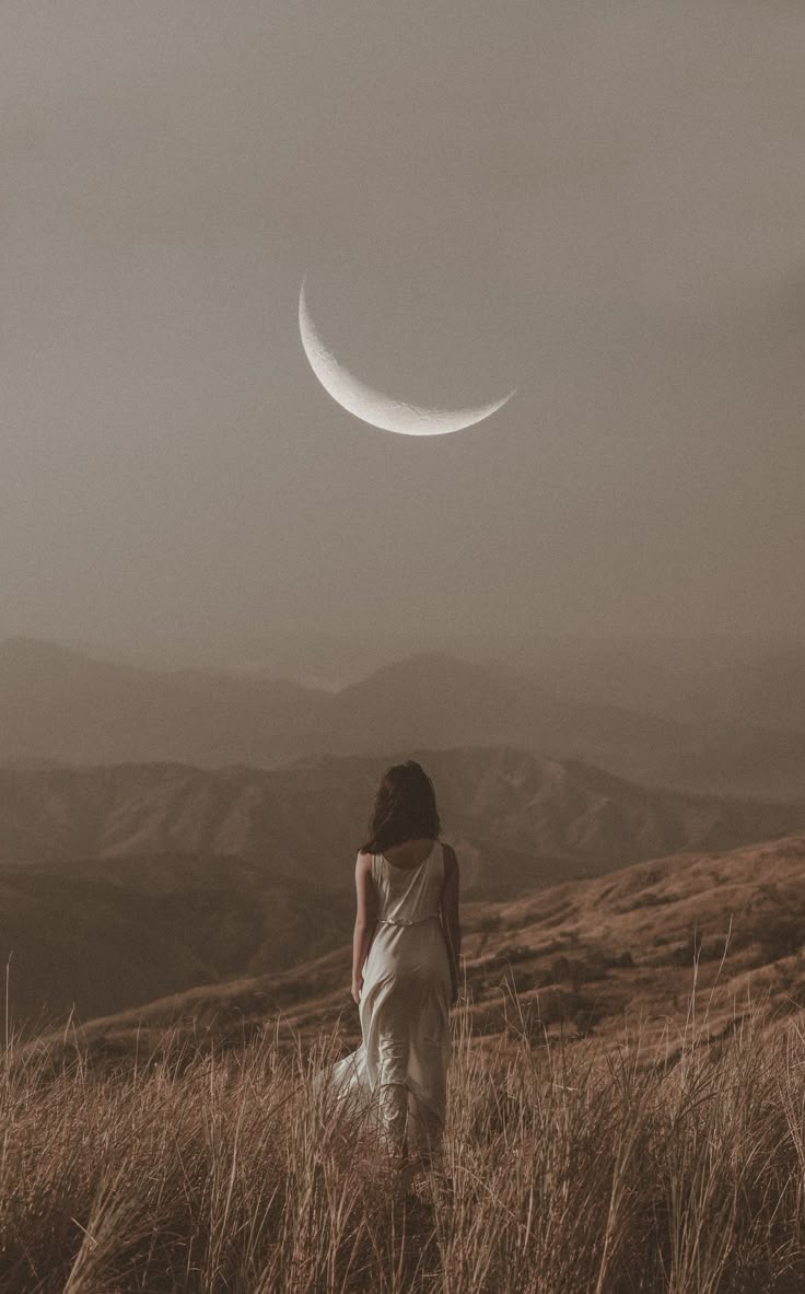 Agosto si chiude con la Luna Nuova in Vergine, il segno più razionale, che influsso avrà su di noi_ (1)